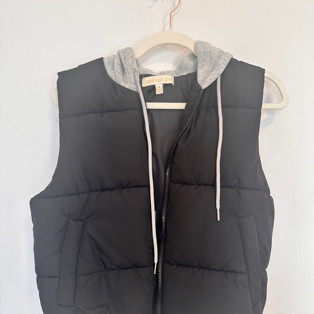 Madden Girl Black Vest with Gray Hood